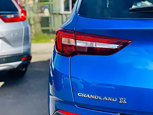 Used 2018 Vauxhall Grandland X Sport Nav Blue - Interior and Exterior details 11