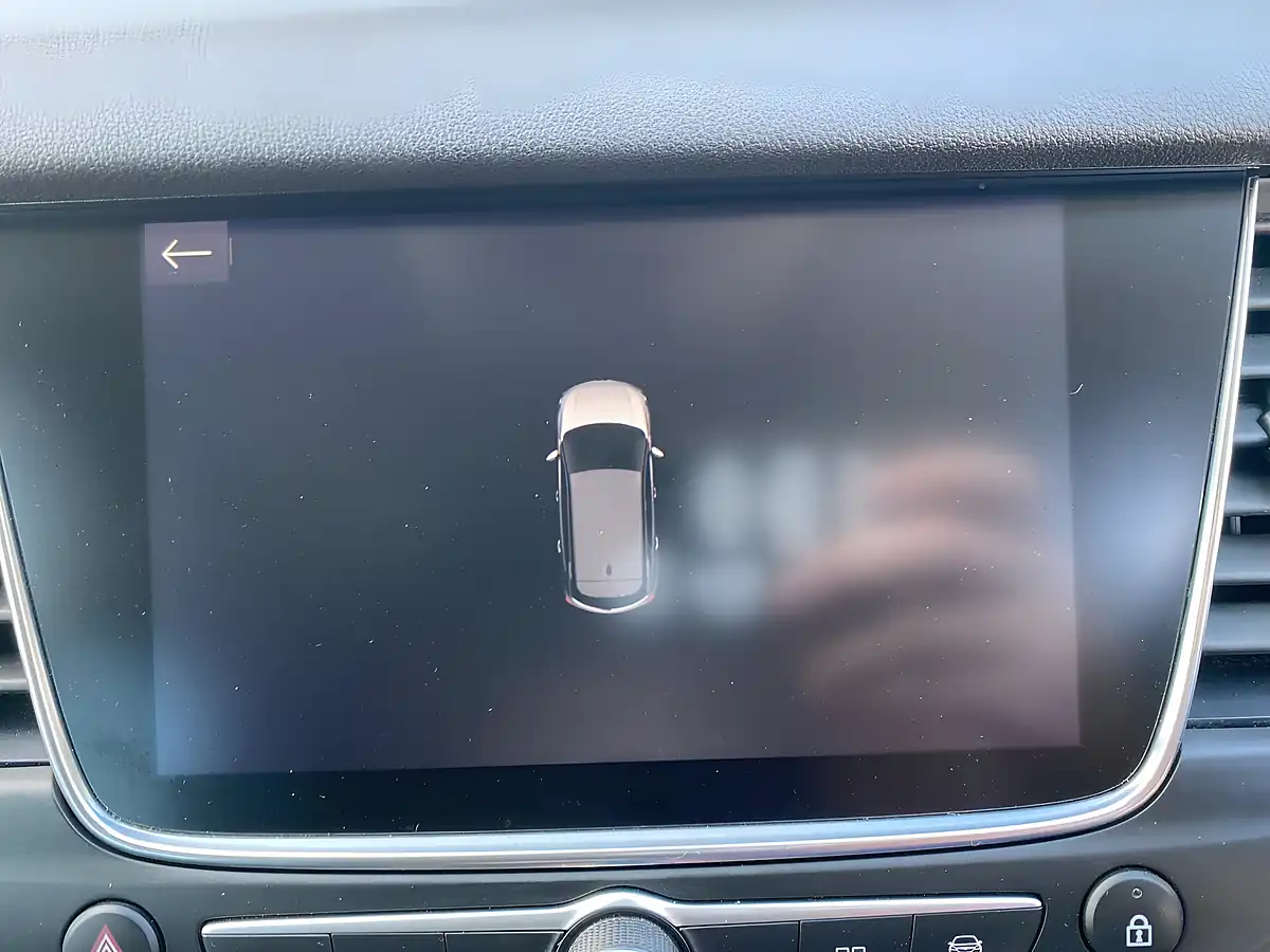 Used 2018 Vauxhall Grandland X Sport Nav Blue - Interior and Exterior details 15