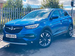 Used 2018 Vauxhall Grandland X Sport Nav Blue - Interior and Exterior details 3
