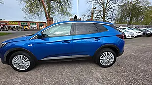 Used 2018 Vauxhall Grandland X Sport Nav Blue - Interior and Exterior details 12