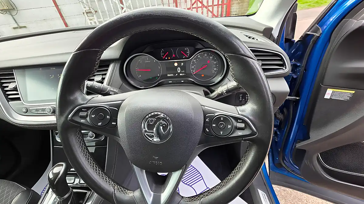 Used 2018 Vauxhall Grandland X Sport Nav Blue - Interior and Exterior details 14