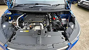 Used 2018 Vauxhall Grandland X Sport Nav Blue - Interior and Exterior details 18