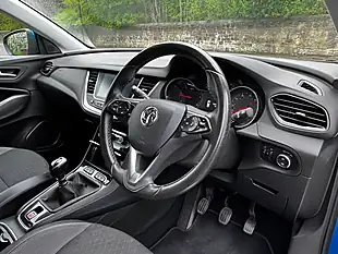 Used 2018 Vauxhall Grandland X Sport Nav Blue - Interior and Exterior details 12