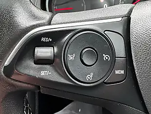 Used 2018 Vauxhall Grandland X Sport Nav Blue - Interior and Exterior details 20