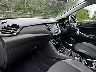 Used 2018 Vauxhall Grandland X Sport Nav Blue - Interior and Exterior details 4