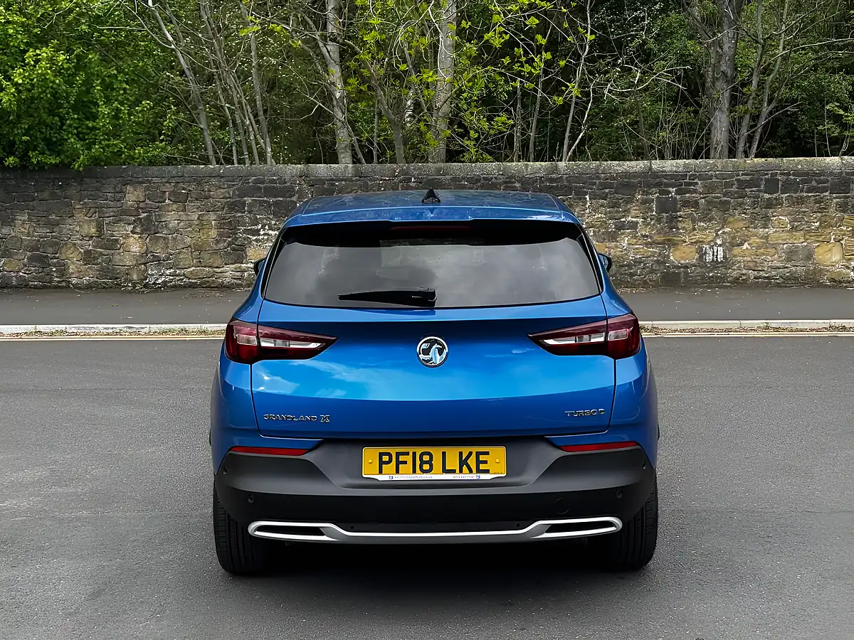 Used 2018 Vauxhall Grandland X Sport Nav Blue - Interior and Exterior details 9