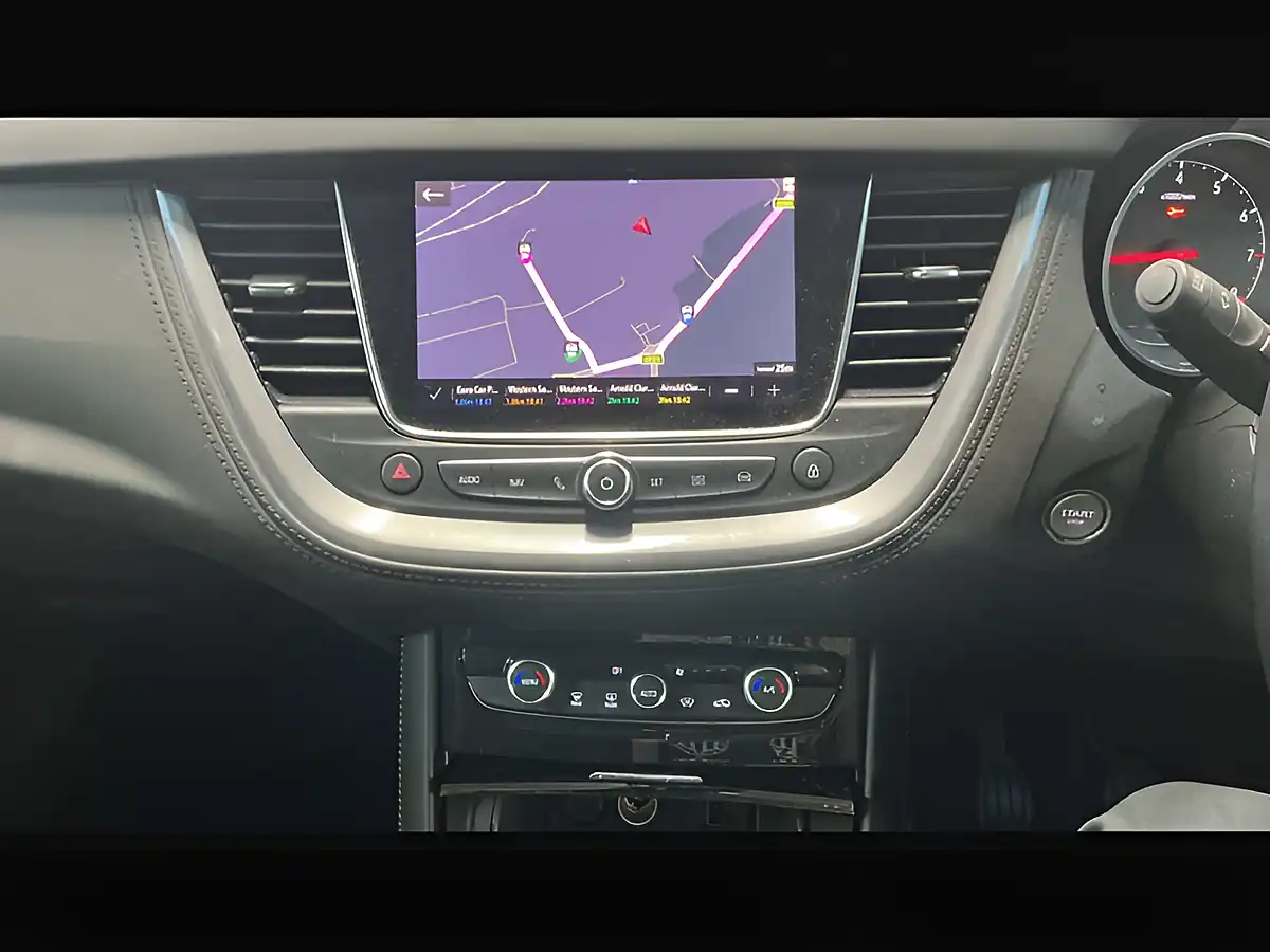 Used 2018 Vauxhall Grandland X Sport Nav Diamond Black - Interior and Exterior details 10