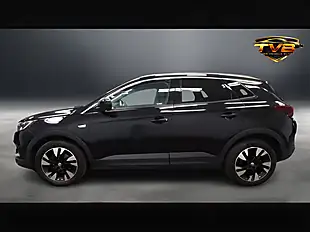 Used 2018 Vauxhall Grandland X Sport Nav Diamond Black - Interior and Exterior details 7