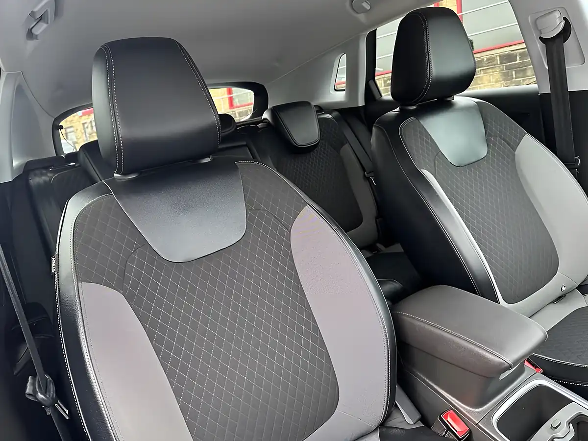 Used 2018 Vauxhall Grandland X Sport Nav Grey - Interior and Exterior details 12