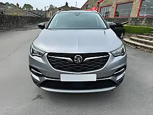 Used 2018 Vauxhall Grandland X Sport Nav Grey - Interior and Exterior details 3