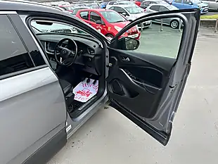Used 2018 Vauxhall Grandland X Sport Nav Grey - Interior and Exterior details 9