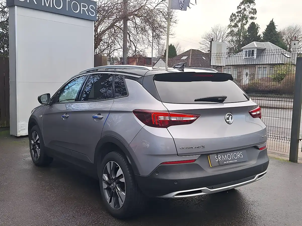 Used 2018 Vauxhall Grandland X Sport Nav Grey - Interior and Exterior details 4