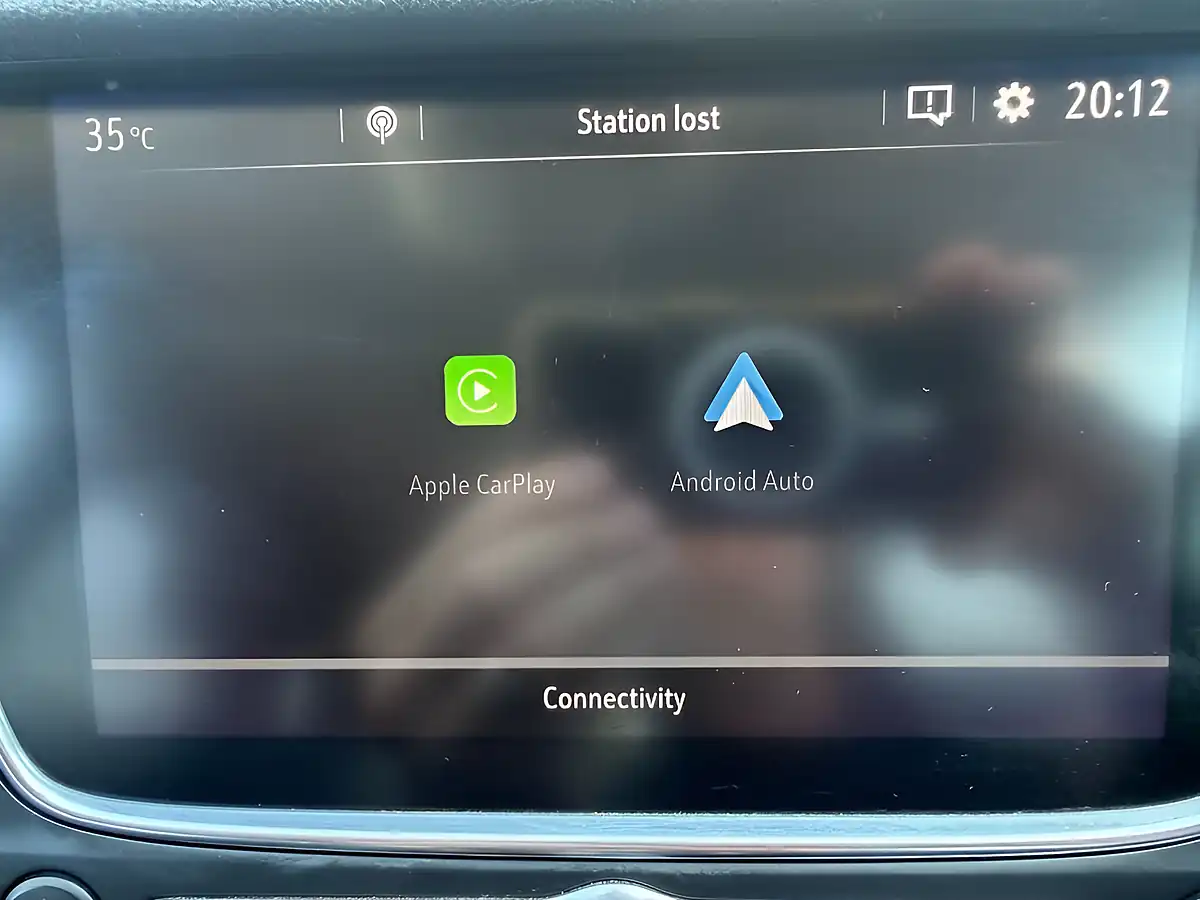 Used 2018 Vauxhall Grandland X Sport Nav Grey - Interior and Exterior details 15