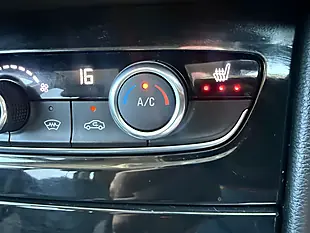 Used 2018 Vauxhall Grandland X Sport Nav Grey - Interior and Exterior details 19