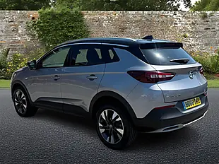 Used 2018 Vauxhall Grandland X Sport Nav Grey - Interior and Exterior details 6