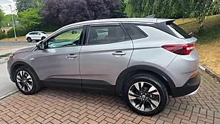 Used 2018 Vauxhall Grandland X Sport Nav Grey - Interior and Exterior details 11