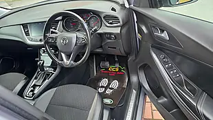 Used 2018 Vauxhall Grandland X Sport Nav Grey - Interior and Exterior details 13
