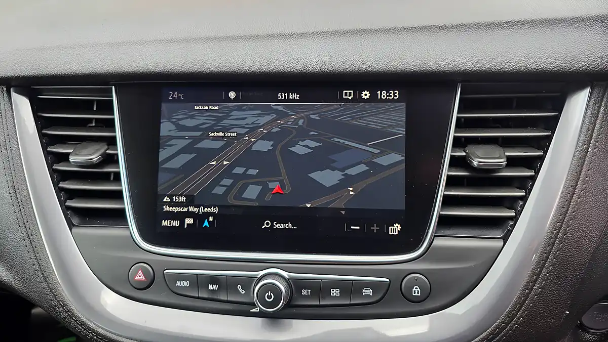 Used 2018 Vauxhall Grandland X Sport Nav Grey - Interior and Exterior details 15