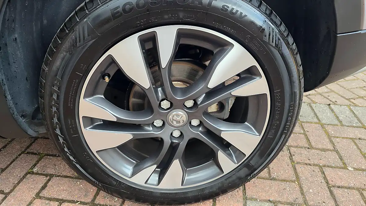 Used 2018 Vauxhall Grandland X Sport Nav Grey - Interior and Exterior details 19
