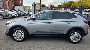 Used 2018 Vauxhall Grandland X Sport Nav Grey - Interior and Exterior details 11