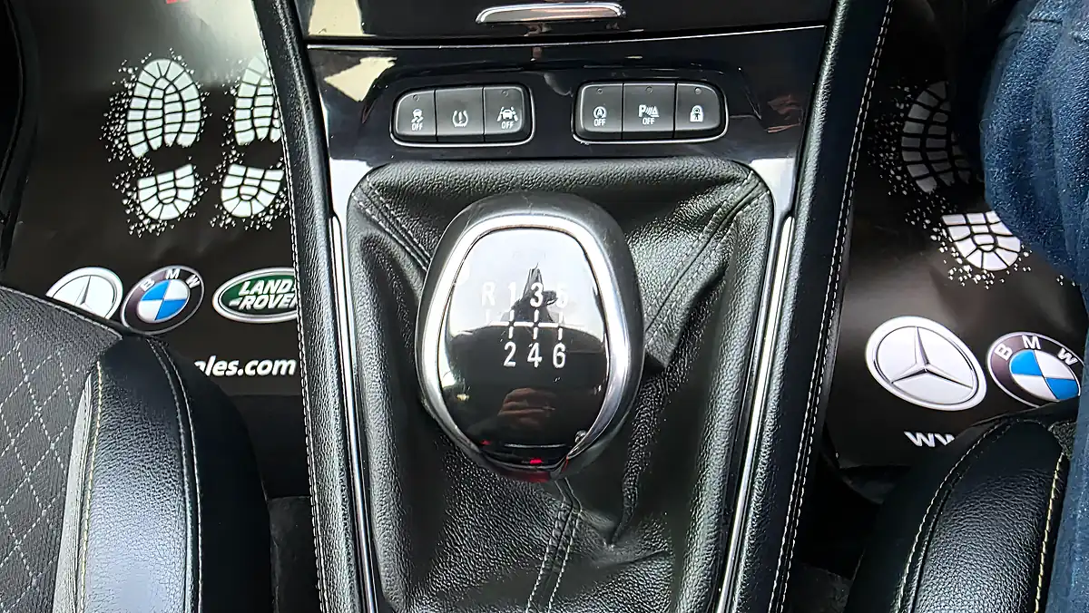 Used 2018 Vauxhall Grandland X Sport Nav Grey - Interior and Exterior details 15