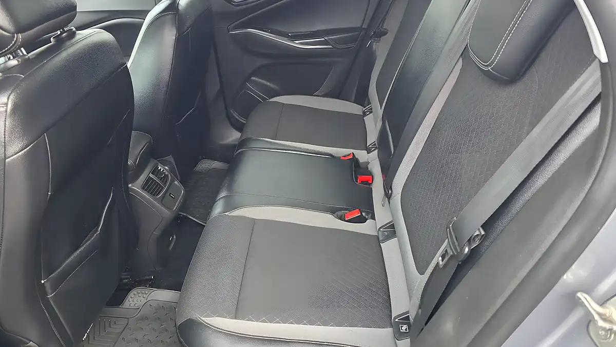 Used 2018 Vauxhall Grandland X Sport Nav Grey - Interior and Exterior details 18