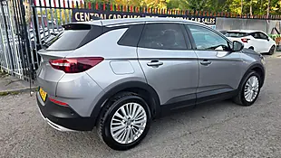 Used 2018 Vauxhall Grandland X Sport Nav Grey - Interior and Exterior details 9