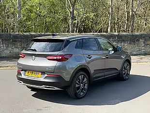 Used 2018 Vauxhall Grandland X Sport Nav Grey - Interior and Exterior details 13