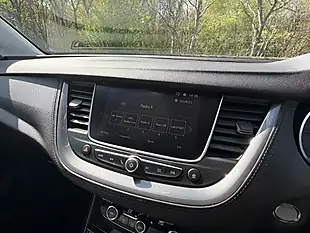 Used 2018 Vauxhall Grandland X Sport Nav Grey - Interior and Exterior details 16