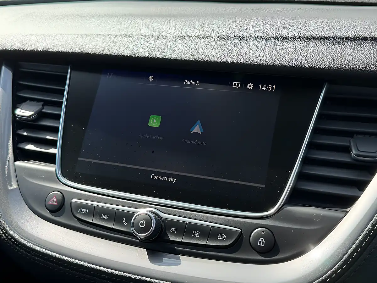 Used 2018 Vauxhall Grandland X Sport Nav Grey - Interior and Exterior details 18