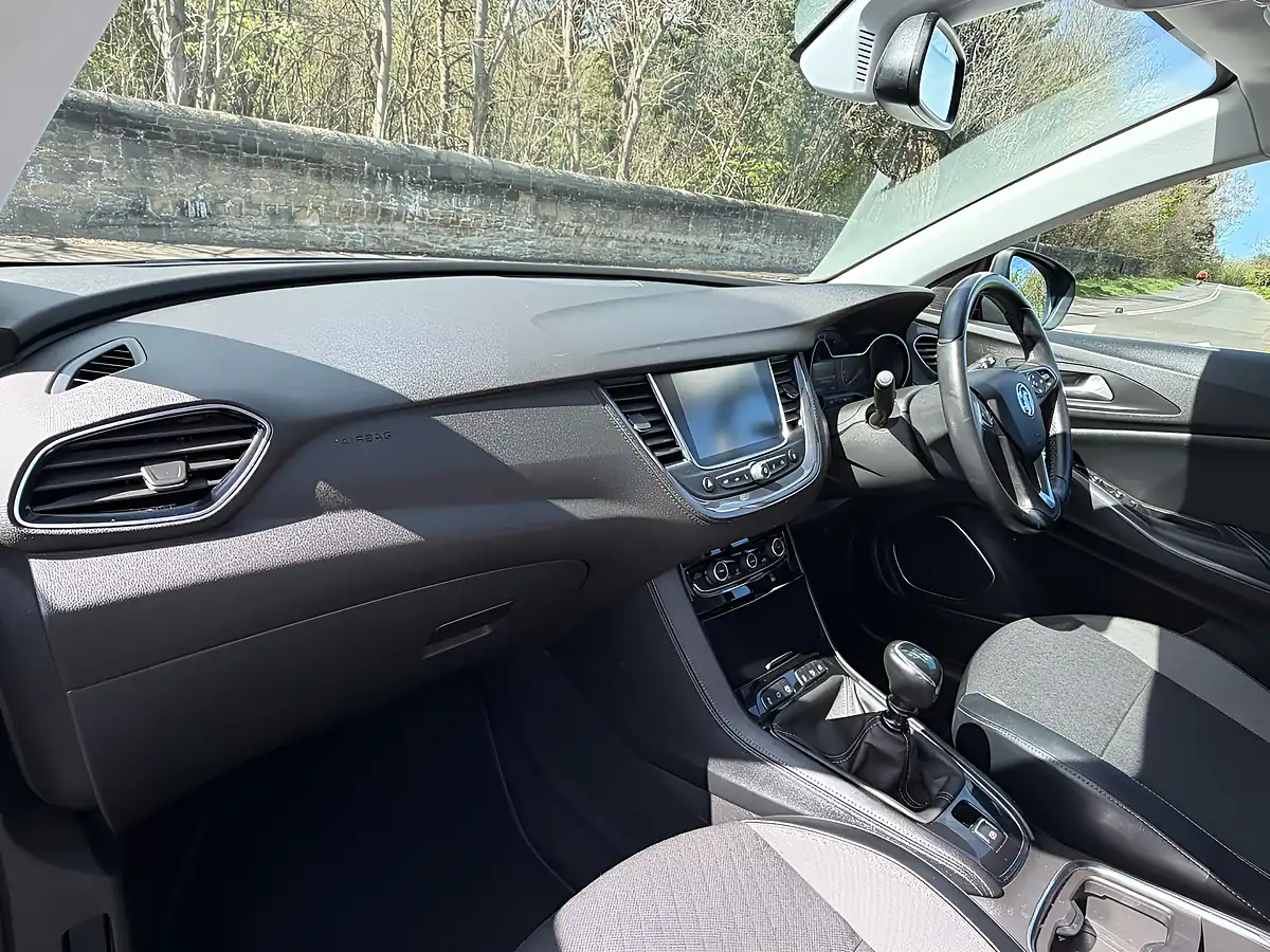 Used 2018 Vauxhall Grandland X Sport Nav Grey - Interior and Exterior details 20