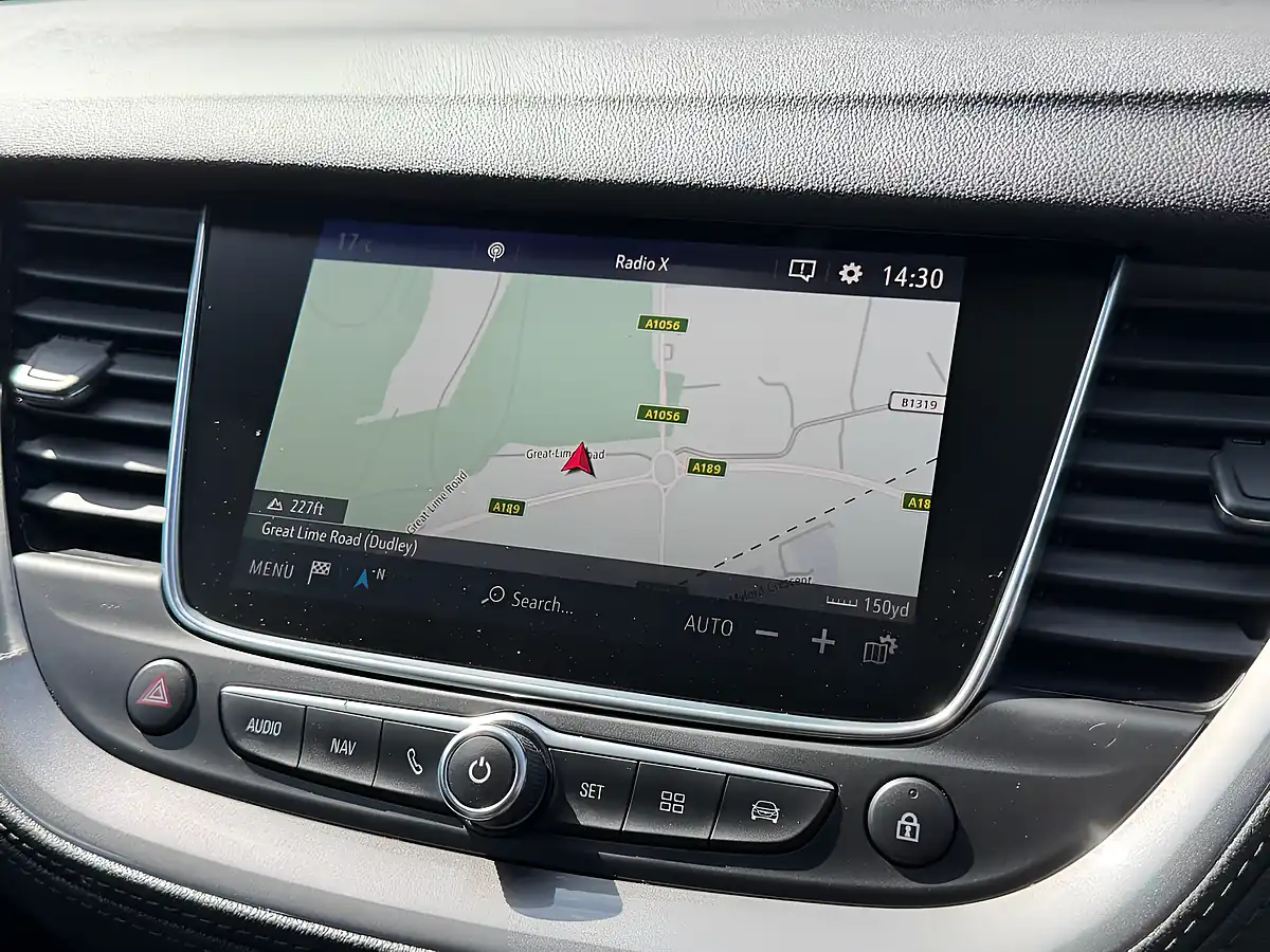 Used 2018 Vauxhall Grandland X Sport Nav Grey - Interior and Exterior details 8