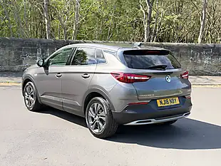 Used 2018 Vauxhall Grandland X Sport Nav Grey - Interior and Exterior details 9