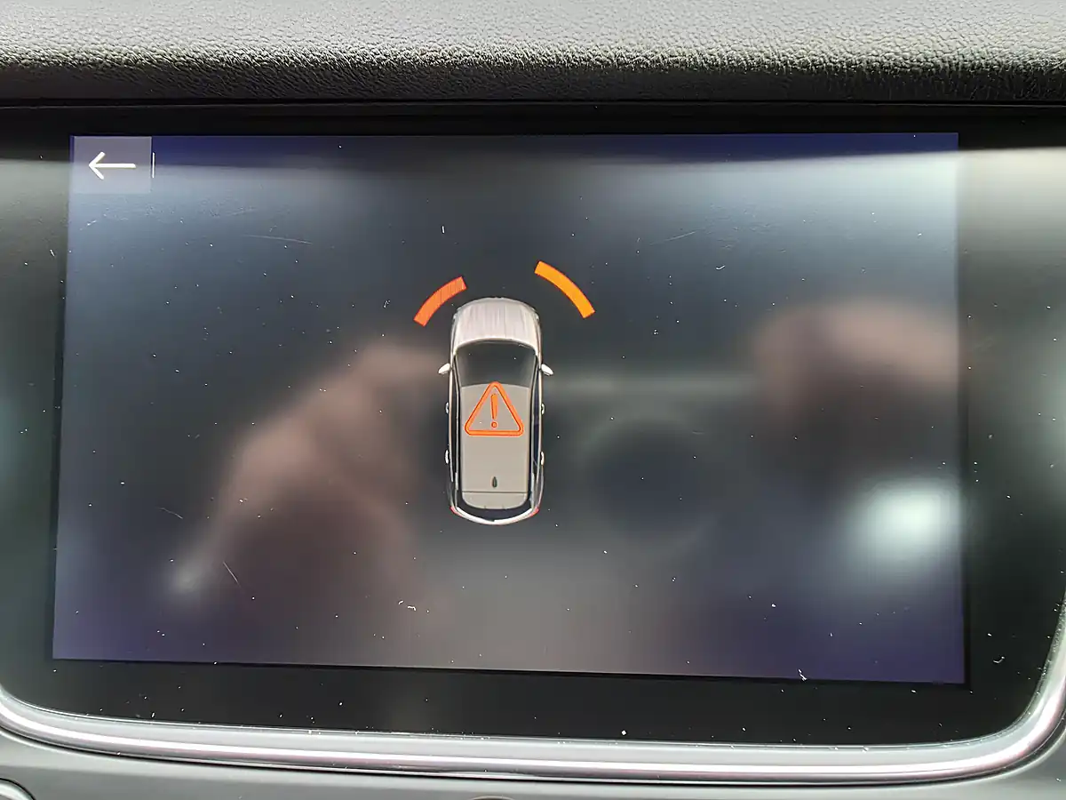 Used 2018 Vauxhall Grandland X Sport Nav Grey - Interior and Exterior details 16
