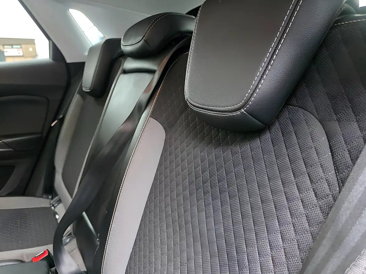 Used 2018 Vauxhall Grandland X Sport Nav Grey - Interior and Exterior details 18