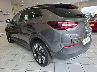 Used 2018 Vauxhall Grandland X Sport Nav Grey - Interior and Exterior details 4