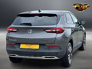 Used 2018 Vauxhall Grandland X Sport Nav Moonstone Grey - Interior and Exterior details 3
