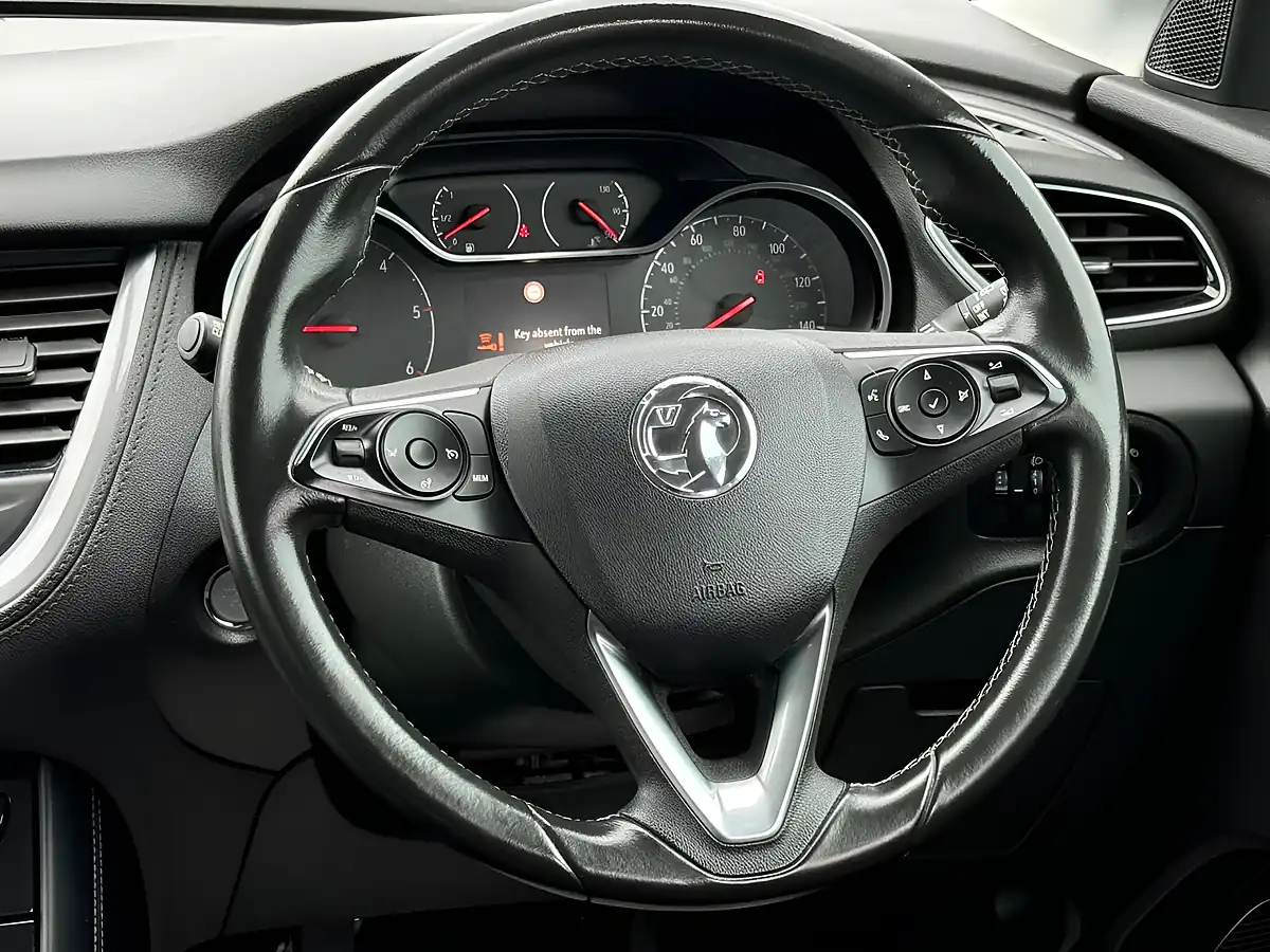 Used 2018 Vauxhall Grandland X Sport Nav Red - Interior and Exterior details 10