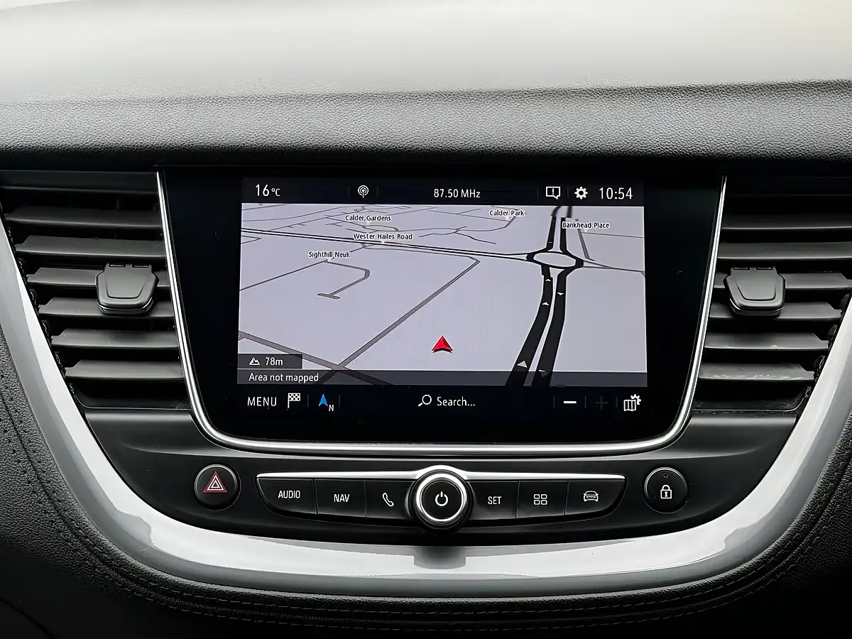 Used 2018 Vauxhall Grandland X Sport Nav Red - Interior and Exterior details 11