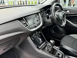 Used 2018 Vauxhall Grandland X Sport Nav Red - Interior and Exterior details 18