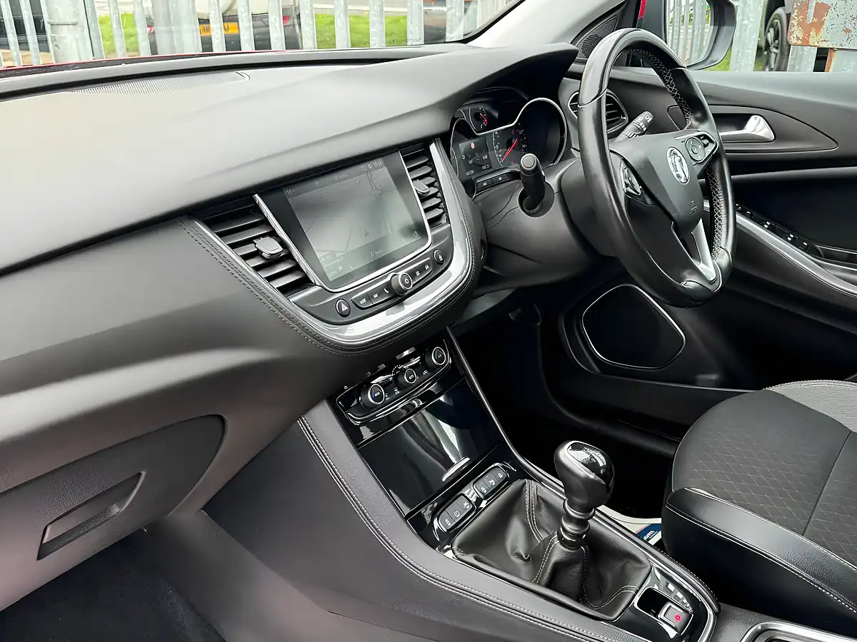 Used 2018 Vauxhall Grandland X Sport Nav Red - Interior and Exterior details 18