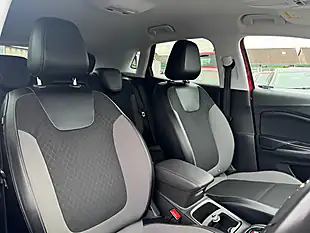 Used 2018 Vauxhall Grandland X Sport Nav Red - Interior and Exterior details 8