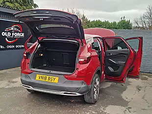 Used 2018 Vauxhall Grandland X Sport Nav Red - Interior and Exterior details 11