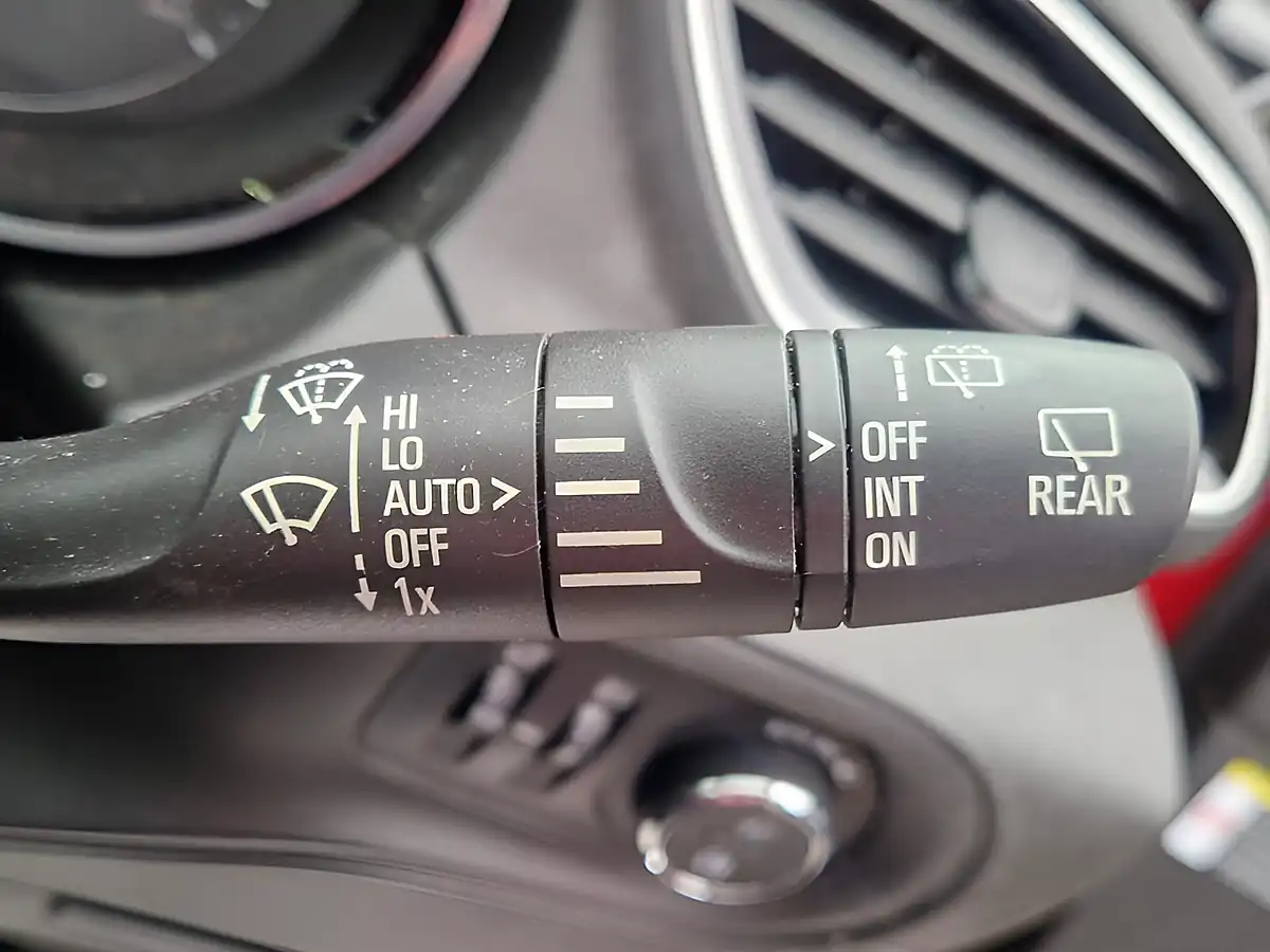Used 2018 Vauxhall Grandland X Sport Nav Red - Interior and Exterior details 18