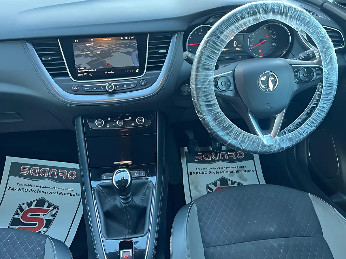 Used 2018 Vauxhall Grandland X Sport Nav Red - Interior and Exterior details 3