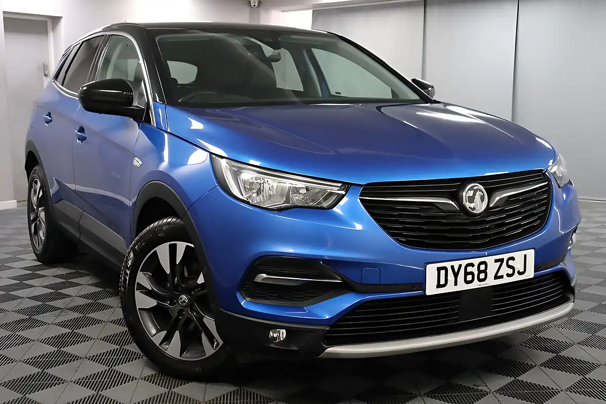 Used 2018 Vauxhall Grandland X Sport Nav S/S Blue - Interior and Exterior details 18