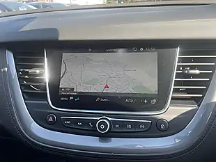 Used 2018 Vauxhall Grandland X Sport Nav S/S Green - Interior and Exterior details 9