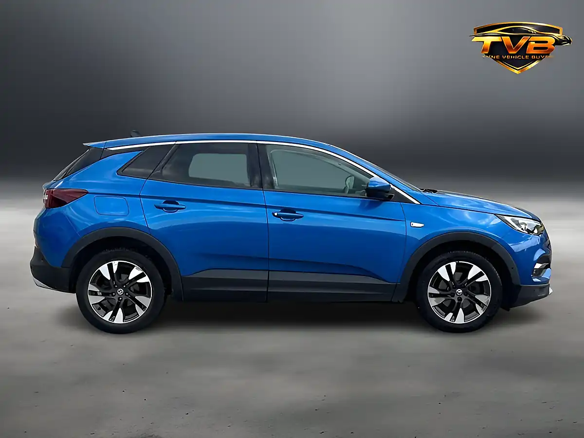Used 2018 Vauxhall Grandland X Sport Nav Topaz Blue - Interior and Exterior details 4