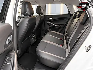 Used 2018 Vauxhall Grandland X Sport Nav White - Interior and Exterior details 14