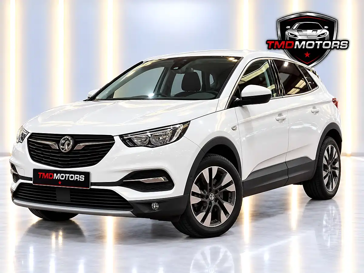 Used 2018 Vauxhall Grandland X Sport Nav White - Interior and Exterior details 3